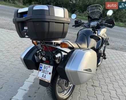 Серый Хонда XL 1000V Varadero, объемом двигателя 1 л и пробегом 28 тыс. км за 7800 $, фото 16 на Automoto.ua