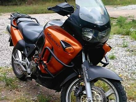 Помаранчевий Хонда XL 1000V Varadero, об'ємом двигуна 1 л та пробігом 74 тис. км за 4700 $, фото 1 на Automoto.ua
