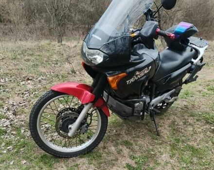 Черный Хонда XL 650V Transalp, объемом двигателя 0.65 л и пробегом 44 тыс. км за 3750 $, фото 3 на Automoto.ua
