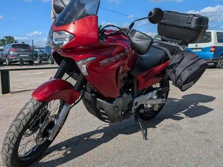 Хонда XL 650V Transalp 2006 в Киеве на Automoto.ua Красный Хонда XL 650V Transalp, объемом двигателя 0 л и пробегом 42 тыс. км за 4799 $, фото 1 на Automoto.ua