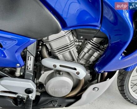 Хонда XL 650V Transalp, объемом двигателя 0.65 л и пробегом 47 тыс. км за 4299 $, фото 7 на Automoto.ua
