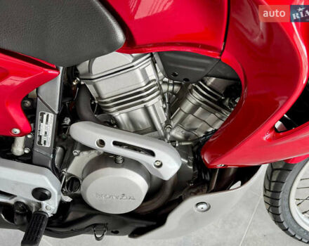 Хонда XL 650V Transalp 2000 в Хмельницком на Automoto.ua Хонда XL 650V Transalp, объемом двигателя 0.65 л и пробегом 50 тыс. км за 4199 $, фото 4 на Automoto.ua