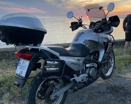 Серый Хонда XL 650V Transalp, объемом двигателя 0 л и пробегом 35 тыс. км за 5000 $, фото 1 на Automoto.ua