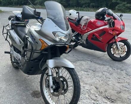 Серый Хонда XL 650V Transalp, объемом двигателя 0 л и пробегом 35 тыс. км за 5000 $, фото 4 на Automoto.ua