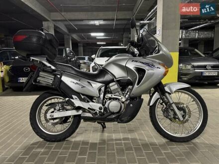 Хонда XL 650V Transalp 2003 в Львове на Automoto.ua Серый Хонда XL 650V Transalp, объемом двигателя 0.65 л и пробегом 59 тыс. км за 3700 $, фото 1 на Automoto.ua