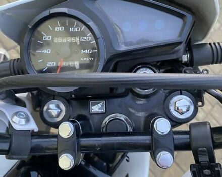 Белый Хонда XR 150L, объемом двигателя 0 л и пробегом 30 тыс. км за 2449 $, фото 2 на Automoto.ua