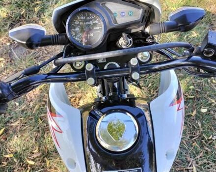 Хонда XR 150L 2015 в Белой Церкве на Automoto.ua Белый Хонда XR 150L, объемом двигателя 0.15 л и пробегом 11 тыс. км за 2000 $, фото 3 на Automoto.ua