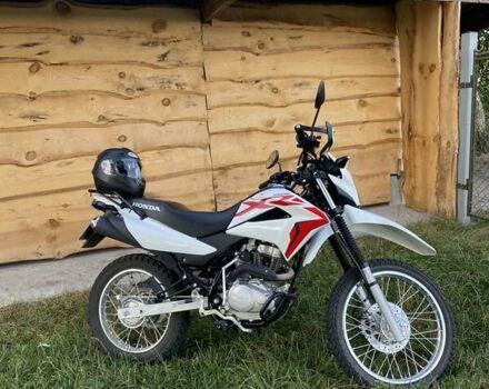 Белый Хонда XR 150L, объемом двигателя 0 л и пробегом 5 тыс. км за 2200 $, фото 2 на Automoto.ua