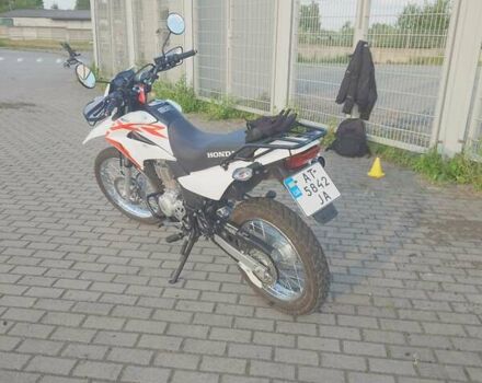 Білий Хонда XR 150L, об'ємом двигуна 0 л та пробігом 4 тис. км за 2200 $, фото 4 на Automoto.ua