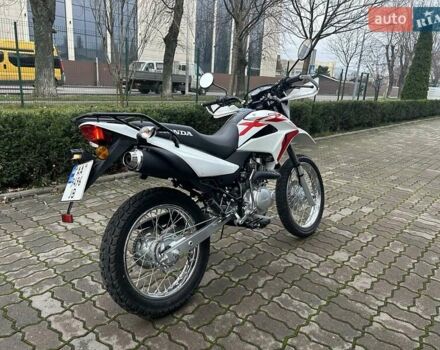 Белый Хонда XR 150L, объемом двигателя 0.15 л и пробегом 1 тыс. км за 2100 $, фото 3 на Automoto.ua