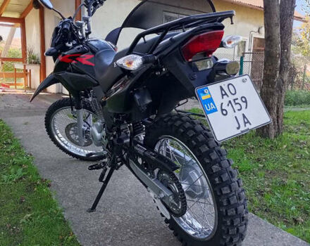 Черный Хонда XR 150L, объемом двигателя 0.15 л и пробегом 6 тыс. км за 1800 $, фото 2 на Automoto.ua