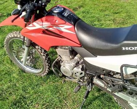 Червоний Хонда XR 150L, об'ємом двигуна 0 л та пробігом 12 тис. км за 2050 $, фото 3 на Automoto.ua