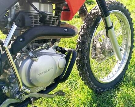 Червоний Хонда XR 150L, об'ємом двигуна 0 л та пробігом 12 тис. км за 2050 $, фото 6 на Automoto.ua