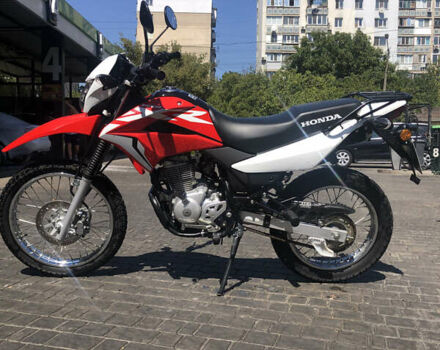 Красный Хонда XR 150L, объемом двигателя 0.15 л и пробегом 4 тыс. км за 1950 $, фото 3 на Automoto.ua