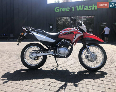 Красный Хонда XR 150L, объемом двигателя 0.15 л и пробегом 4 тыс. км за 1950 $, фото 1 на Automoto.ua