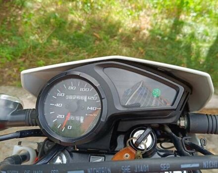 Красный Хонда XR 150L, объемом двигателя 0.15 л и пробегом 6 тыс. км за 2000 $, фото 5 на Automoto.ua