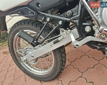 Красный Хонда XR 150L, объемом двигателя 0.15 л и пробегом 2 тыс. км за 2400 $, фото 13 на Automoto.ua