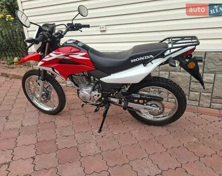 Красный Хонда XR 150L, объемом двигателя 0.15 л и пробегом 2 тыс. км за 2400 $, фото 30 на Automoto.ua