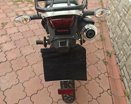 Красный Хонда XR 150L, объемом двигателя 0.15 л и пробегом 2 тыс. км за 2400 $, фото 32 на Automoto.ua