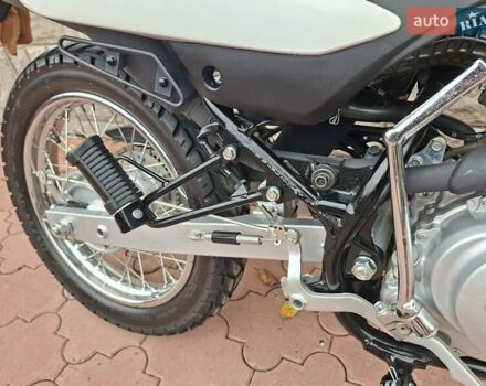 Червоний Хонда XR 150L, об'ємом двигуна 0.15 л та пробігом 2 тис. км за 2400 $, фото 14 на Automoto.ua