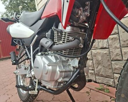 Красный Хонда XR 150L, объемом двигателя 0.15 л и пробегом 2 тыс. км за 2400 $, фото 5 на Automoto.ua