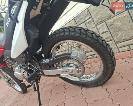 Красный Хонда XR 150L, объемом двигателя 0.15 л и пробегом 2 тыс. км за 2400 $, фото 17 на Automoto.ua