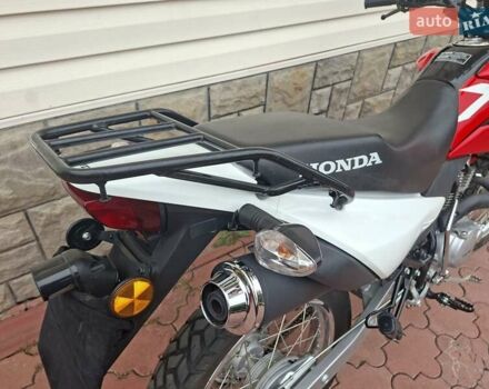 Красный Хонда XR 150L, объемом двигателя 0.15 л и пробегом 2 тыс. км за 2400 $, фото 2 на Automoto.ua