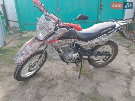 Красный Хонда XR 150L, объемом двигателя 0.15 л и пробегом 15 тыс. км за 1600 $, фото 1 на Automoto.ua