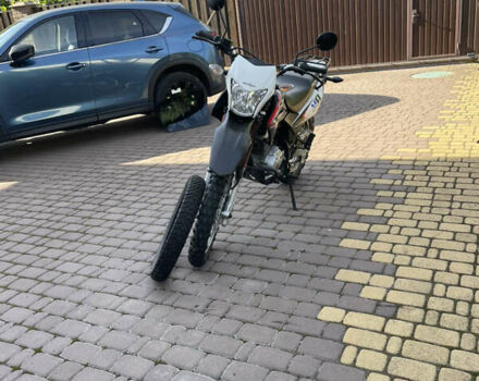 Хонда XR 150L, объемом двигателя 0 л и пробегом 16 тыс. км за 1900 $, фото 3 на Automoto.ua