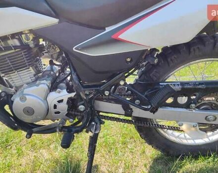 Хонда XR 150L, объемом двигателя 0 л и пробегом 15 тыс. км за 2000 $, фото 4 на Automoto.ua