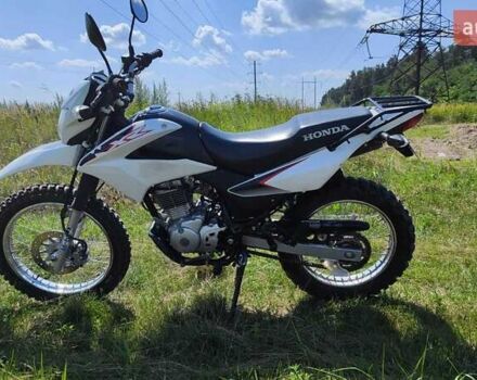 Хонда XR 150L, объемом двигателя 0 л и пробегом 15 тыс. км за 2000 $, фото 2 на Automoto.ua