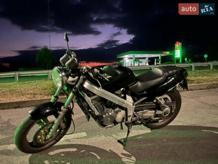 Хонда Bros 400, объемом двигателя 0.4 л и пробегом 70 тыс. км за 1900 $, фото 1 на Automoto.ua