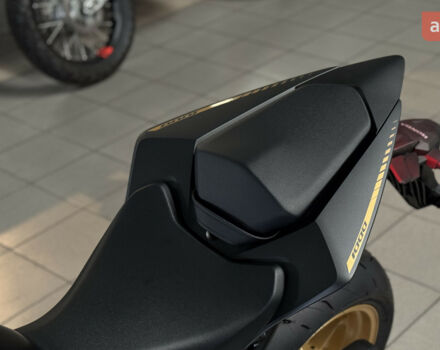 Хонда CB 1000SP Hornet, объемом двигателя 1 л и пробегом 0 тыс. км за 12791 $, фото 20 на Automoto.ua