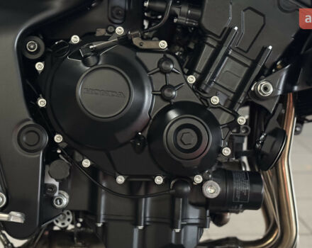 Хонда CB 1000SP Hornet, объемом двигателя 1 л и пробегом 0 тыс. км за 12791 $, фото 18 на Automoto.ua