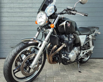 Черный Хонда CB 1100, объемом двигателя 1.1 л и пробегом 14 тыс. км за 7800 $, фото 6 на Automoto.ua