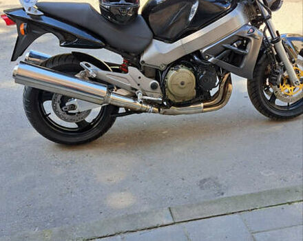 Хонда CB 1100SF X-11, об'ємом двигуна 1 л та пробігом 35 тис. км за 5350 $, фото 5 на Automoto.ua