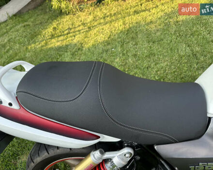Белый Хонда CB 1300S, объемом двигателя 1.3 л и пробегом 27 тыс. км за 5000 $, фото 9 на Automoto.ua