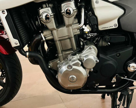 Білий Хонда CB 1300S, об'ємом двигуна 1.3 л та пробігом 38 тис. км за 7700 $, фото 44 на Automoto.ua