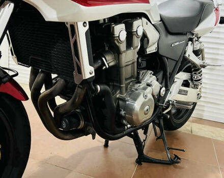 Білий Хонда CB 1300S, об'ємом двигуна 1.3 л та пробігом 38 тис. км за 7700 $, фото 39 на Automoto.ua