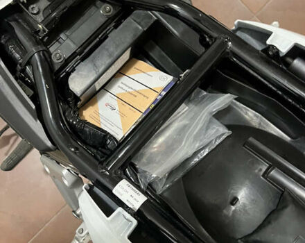 Білий Хонда CB 1300S, об'ємом двигуна 1.3 л та пробігом 38 тис. км за 7700 $, фото 10 на Automoto.ua