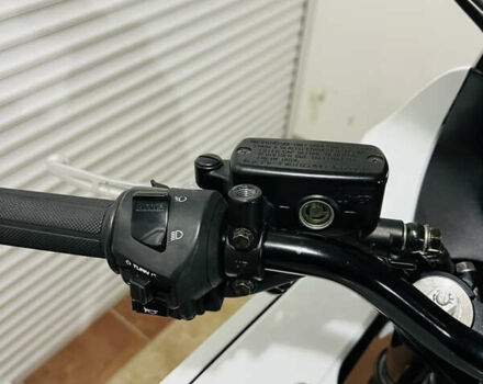 Білий Хонда CB 1300S, об'ємом двигуна 1.3 л та пробігом 38 тис. км за 7700 $, фото 27 на Automoto.ua