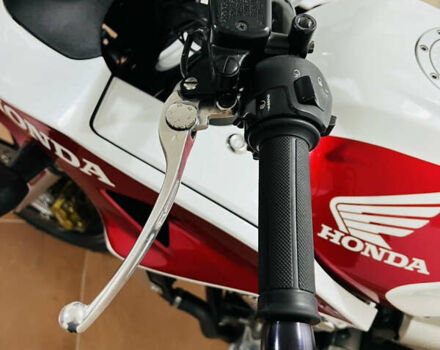 Білий Хонда CB 1300S, об'ємом двигуна 1.3 л та пробігом 38 тис. км за 7700 $, фото 45 на Automoto.ua