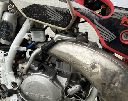 Красный Хонда CB 250F Hornet, объемом двигателя 0.5 л и пробегом 150 тыс. км за 1950 $, фото 3 на Automoto.ua