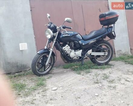 Хонда CB 250F Hornet, объемом двигателя 0.25 л и пробегом 43 тыс. км за 1899 $, фото 3 на Automoto.ua