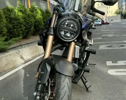 Синій Хонда CB 300F, об'ємом двигуна 0.29 л та пробігом 4 тис. км за 5000 $, фото 1 на Automoto.ua