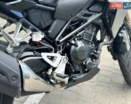 Черный Хонда CB 300R, объемом двигателя 0.29 л и пробегом 6 тыс. км за 4500 $, фото 16 на Automoto.ua