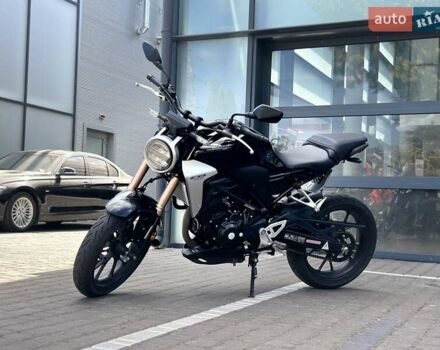 Черный Хонда CB 300R, объемом двигателя 0.29 л и пробегом 6 тыс. км за 4500 $, фото 1 на Automoto.ua
