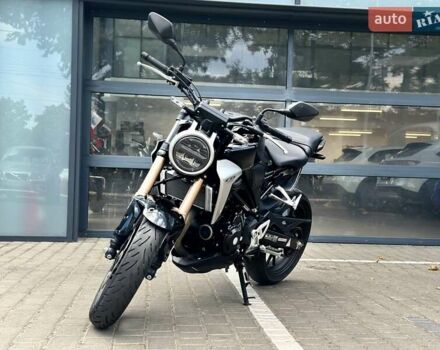 Черный Хонда CB 300R, объемом двигателя 0.29 л и пробегом 6 тыс. км за 4500 $, фото 13 на Automoto.ua