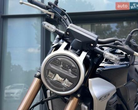 Черный Хонда CB 300R, объемом двигателя 0.29 л и пробегом 6 тыс. км за 4500 $, фото 12 на Automoto.ua