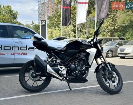 Черный Хонда CB 300R, объемом двигателя 0.29 л и пробегом 6 тыс. км за 4500 $, фото 3 на Automoto.ua